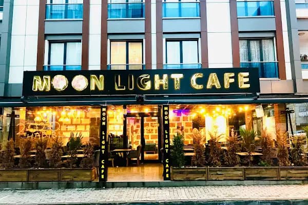 Moon light cafe - Kafe - İstanbul Avcılar