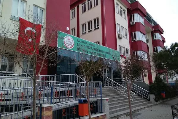 Şehit Prof. Dr. İlhan Varank Bilim ve Sanat Merkezi - Okul - Balıkesir Karesi