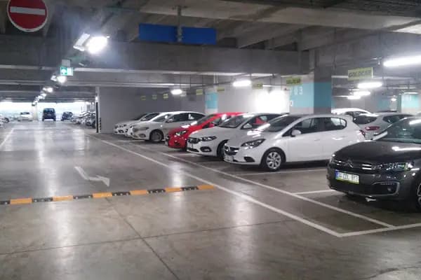 Goldcar İstanbul Havalimanı - Araba Kiralama Şirketi - İstanbul Arnavutköy