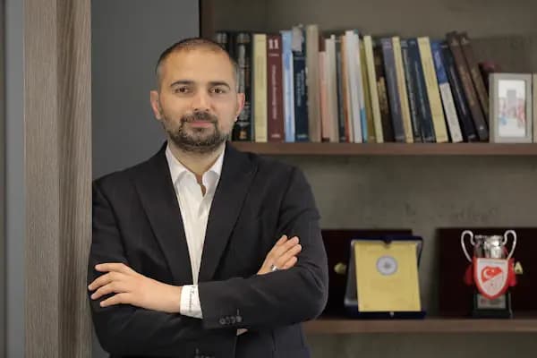Op. Dr. Hilmi Karadeniz - Doktor - İstanbul Bağcılar
