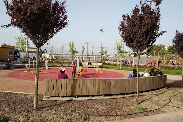 Mithatpaşa Parkı - Park - İzmir Konak