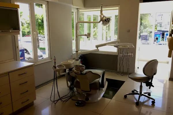 Mehmet ÇAKACI Çene Cerrahisi Kliniği - Diş Hekimi - Antalya Alanya