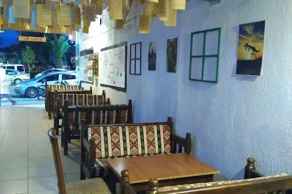 Cafe Papirüs - Sanat Kafe - İzmir Aliağa