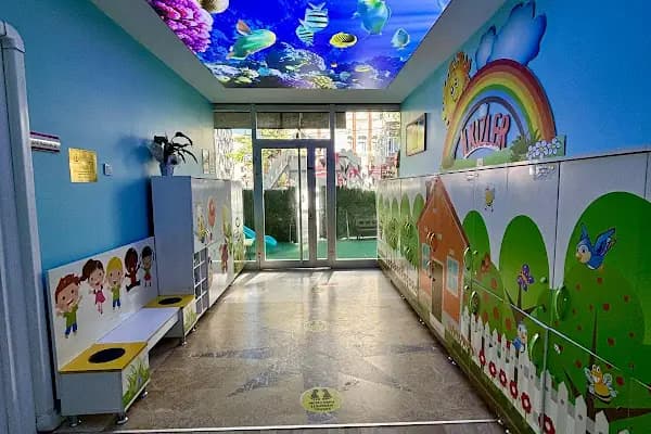 İlk İzler Anaokulu - Anaokulu - İstanbul Zeytinburnu