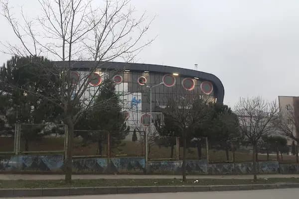 Hasan Tahsin Ortaokulu Spor Salonu - Spor salonu - Kocaeli Başiskele