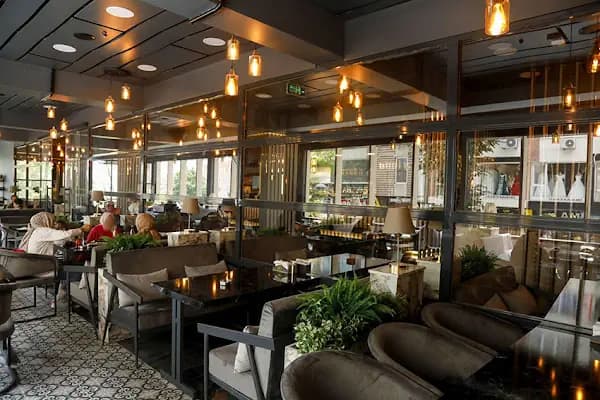 Dilek Pastanesi Avcılar Şubesi - Restoran - İstanbul Kadıköy