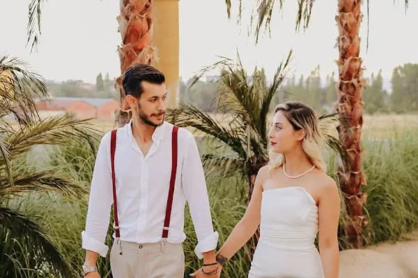 Stüdyo AYÇA Vesikalık - Biyometrik(Ehliyet,Kimlik,Pasaport,Vize) Çekim Noktası - Düğün Fotoğrafçısı - Ankara Çankaya