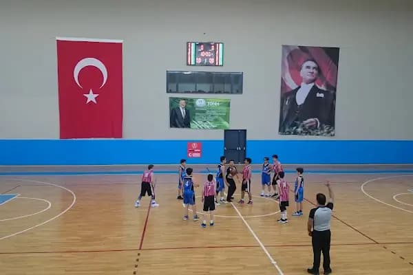 Başiskele Spor Salonu - Spor salonu - Kocaeli Körfez