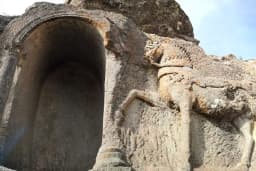 Fasıllar Monument