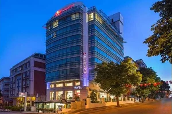 Ramada by Wyndham Ankara Hotel - Otel - Ankara Çankaya