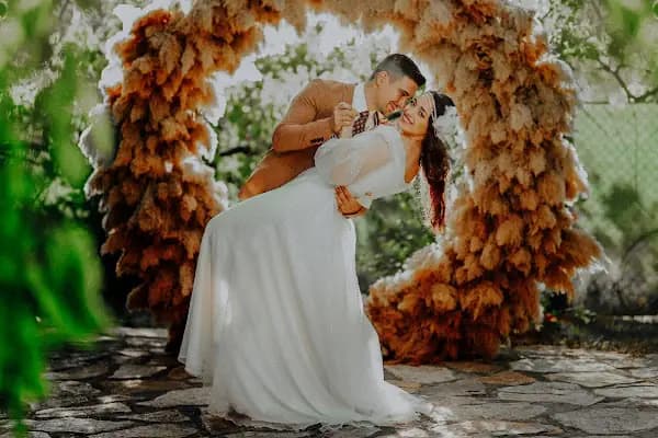 Stüdyo Güven Profesyonel Fotoğraf Stüdyoları - Fotoğraf Stüdyosu - Ankara Keçiören