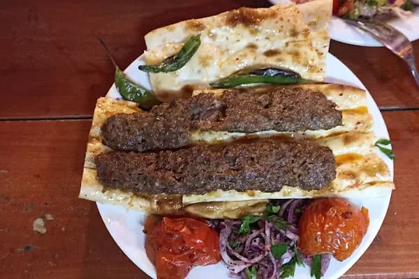 Sürmeli Kebap Salonu - Restoran - Adana Karaisalı