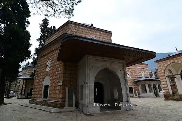 Cem Sultan Türbesi - Tarihi Yer - Bursa Osmangazi