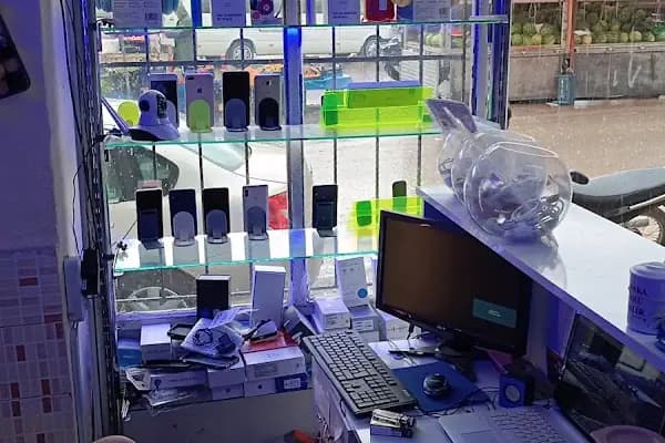 Küçük ağa iletişim cep servisi - Cep telefonu mağazası - İzmir Gaziemir