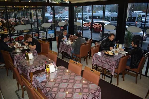 Öz Meşhur Kanatçı Emir Ustanın Yeri - Tavuk Kanat Restoranı - İstanbul Arnavutköy