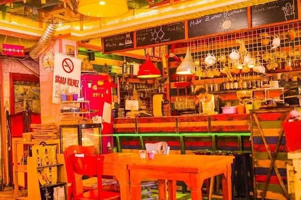 Brooklyn Cafe &amp; Bar Avcılar İstanbul - Bar - İstanbul Büyükçekmece