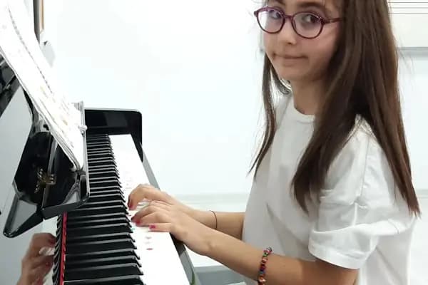 T.C. M.E.B. NOVA MÜZİK AKADEMİ - Müzik Okulu - Adana Sarıçam