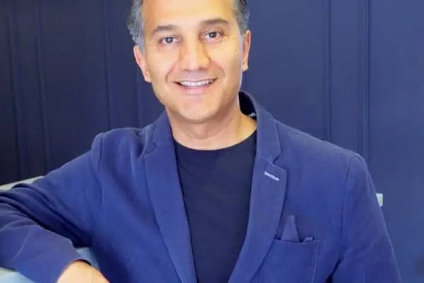 Ali Türker Göz Estetik ve Laser - Göz Sağlık Merkezi - İzmir Konak