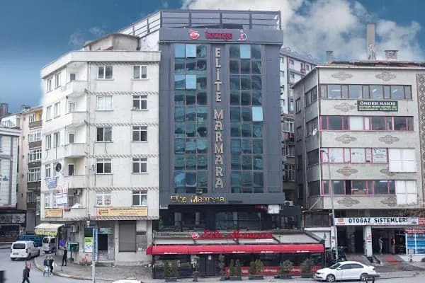 By Trio Hotel: İstanbul Güneşli&amp;Basın Ekspres - Otel - İstanbul Şişli
