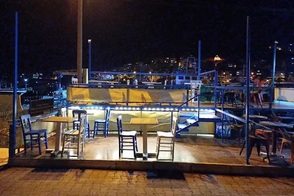 Waffle'cı Serkan - Kafe - Antalya Finike
