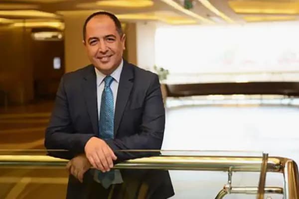 Doç. Dr. Tarık Çavuşoğlu | Botoks Ankara, Lazer Epilasyon, Jinekomasti, Karın Germe - Doktor - Ankara Keçiören