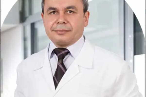 Doç. Dr. Halil Genç - Doktor - İzmir Bayraklı
