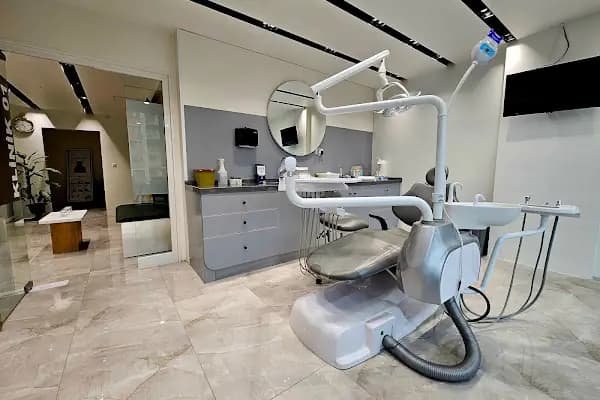 Özel DentMaster Ağız ve Diş Sağlığı Polikliniği - Diş Kliniği - Bursa Yıldırım