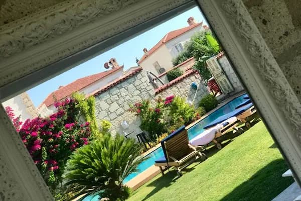 Alakapı Otel / Alaçatı - Butik - İzmir Buca