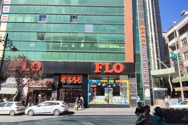 FLO Van Kazım Karabekir Cadde Mağazası - Ayakkabı mağazası - Van Tuşba