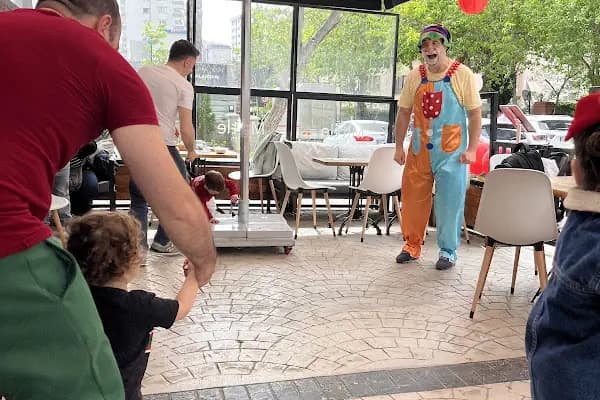 Mittle Cafe - Kafe - İstanbul Kâğıthane