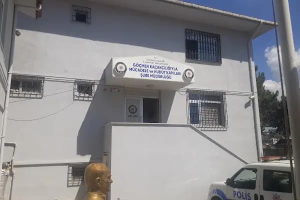 Göçmen Kaçakçılığıyla ve Hudut Kapıları Şube Müdürlüğü - Göçmenlik ve Yurttaşlığa Kabul Hizmetleri - Bursa Yıldırım