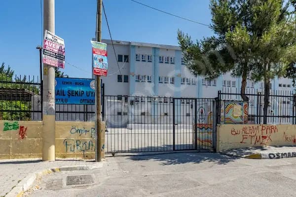 İsmail Şekip Uyal İlkokulu - Okul - İzmir Konak