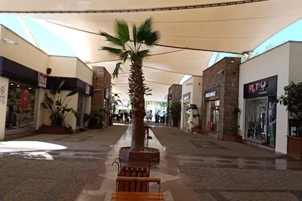 Mavi - Bodrum Marina - Giyim mağazası - Muğla Bodrum