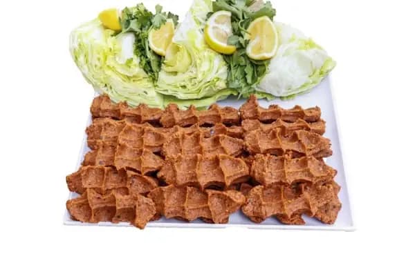 Ziyafet Çiğköfte - Çiğ Köfteci - İzmir Buca