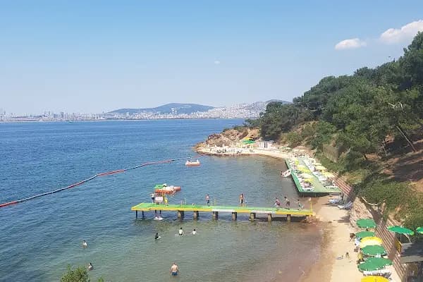 Değirmenburnu Plajı - Kumsal - İstanbul Adalar