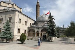 Hasan Harakani Türbesi
