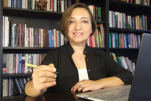 Uzm. Dr. Gözde Ertürk Durlanık, Psikiyatri - Psikiyatr - Adana Seyhan