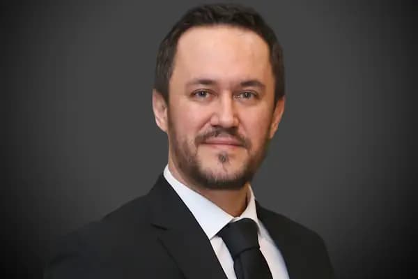 Op.Dr.İhsan Türkmen - Estetik Cerrah - İstanbul Bağcılar