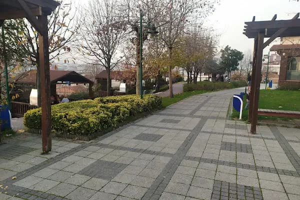 Bağcılar Belediyesi Kestane Bahçesi - Park - İstanbul Bahçelievler