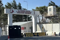 Arnavutköy Geri Gönderme Merkezi (Göç İdaresi)