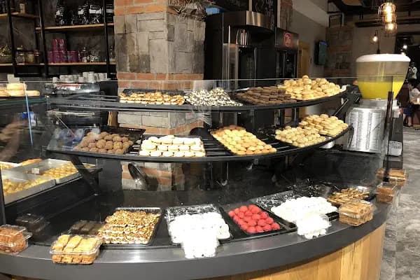 Yuvacık Tatlan Pastane &amp; Cafe - Pastane - Kocaeli İzmit