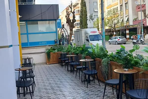 Kiwibookcafe - Kafe - Balıkesir Altıeylül