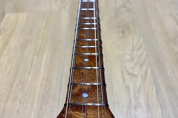 Barış Güngör Saz Evi - Müzik aletleri mağazası - İstanbul Bakırköy
