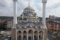 Yeşil camii
