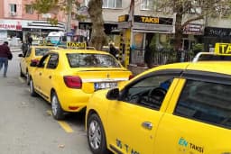 Buca Üçkuyular Taksi Durağı