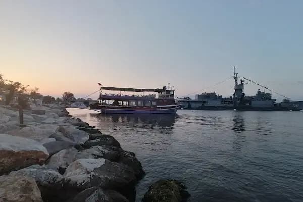 İnciraltı Liman tekne.......ÖZDİNÇ.... - Yürüyüş Alanı - İzmir Beydağ