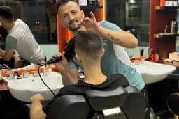 KUAFÖR OĞUZHAN