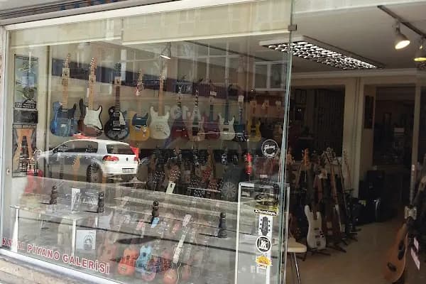 Moda Müzik - Müzik aletleri mağazası - İstanbul Beyoğlu