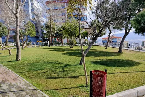 Polis Amca Parkı - Park - İzmir Karabağlar