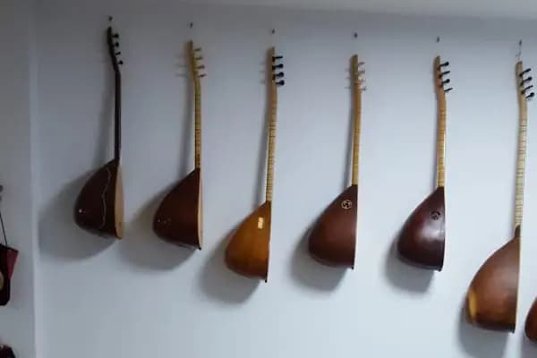 Uğur Kavcı Bağlama ve Sanat Merkezi - Müzik Okulu - İstanbul Bayrampaşa